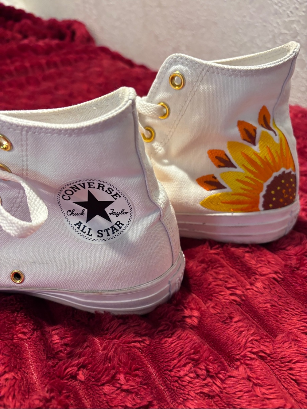 Converse Chuck Taylor All Star White High-Top Women's Sneakers 8 Sunflower - Picture 3 of 6